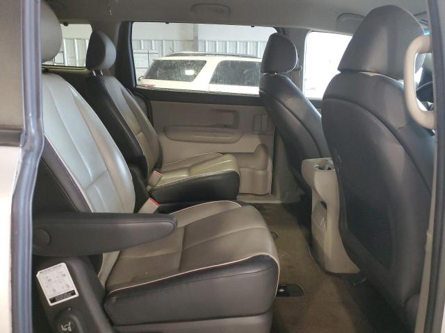 KNDMB5C17H6268629 KIA SEDONA LX