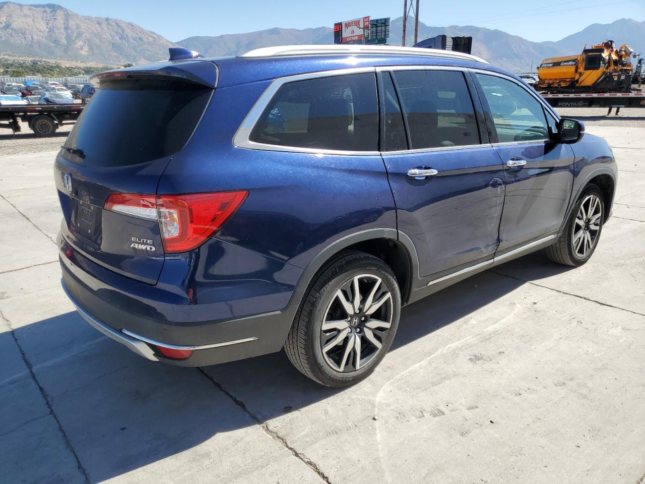 5FNYF6H08MB006841 HONDA PILOT 2021