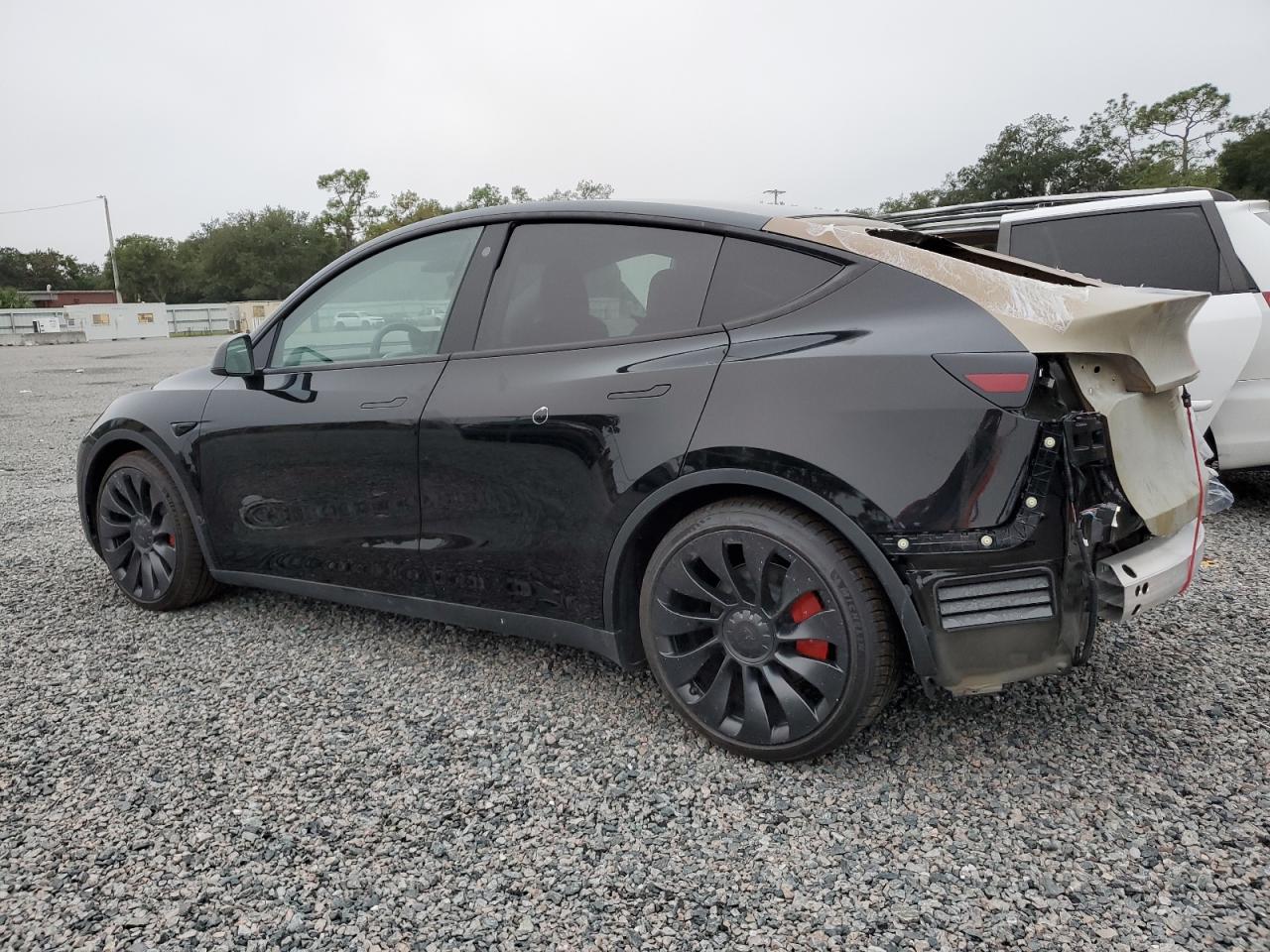 7SAYGDEF4NF544631 Tesla Model Y  2