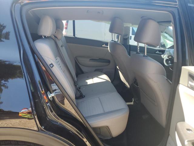 KNDPM3AC9J7300920 KIA Sportage Lx