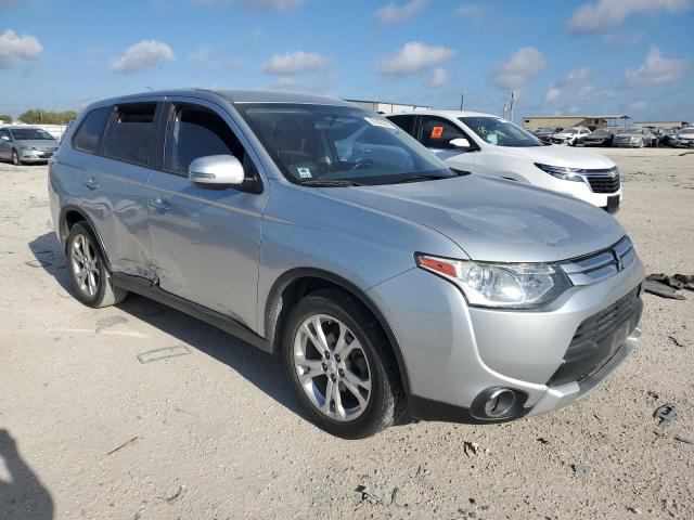 JA4AD3A33FZ010524 Mitsubishi Outlander Se 2015