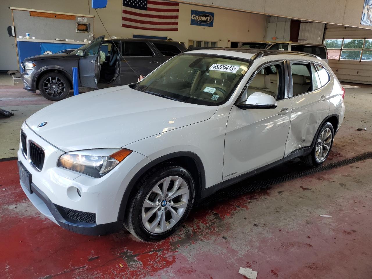 2013 BMW X1 xDrive28I vin: WBAVL1C55DVR84939