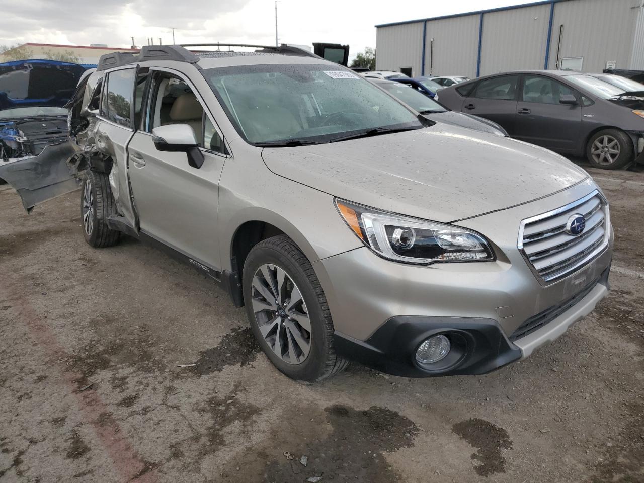 2017 Subaru Outback 3.6R Limited vin: 4S4BSENC4H3306739