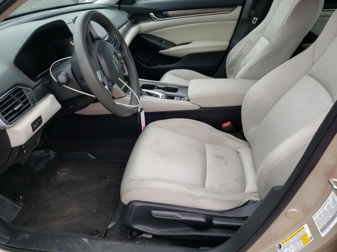 1HGCV1F19KA136744 HONDA ACCORD 2019