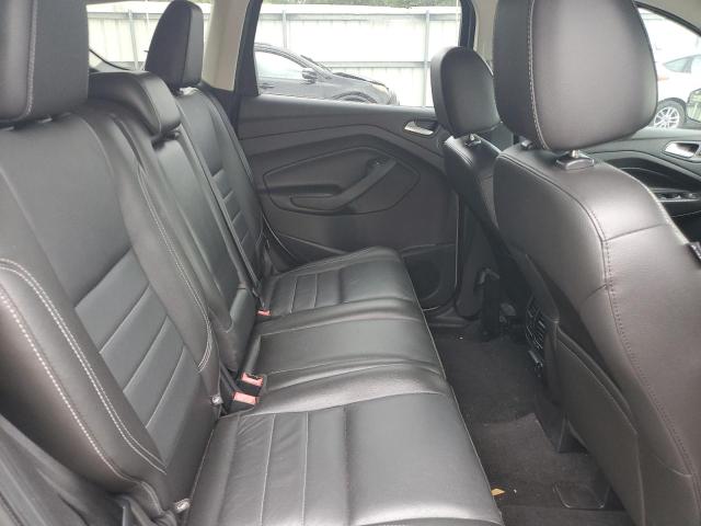 1FMCU0J98EUE46746 Ford Escape Titanium