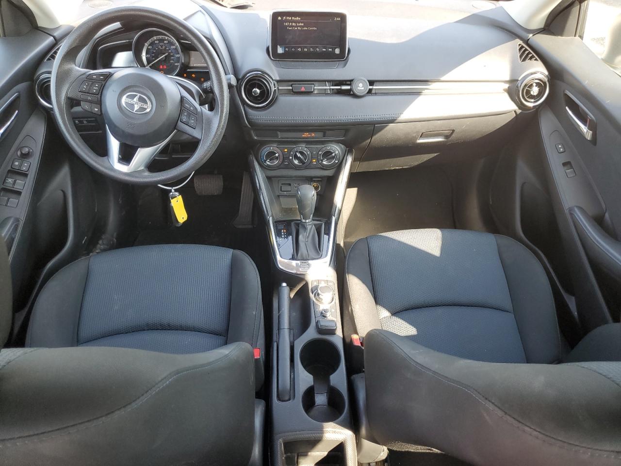3MYDLBZV5GY126858 TOYOTA SCION 2016