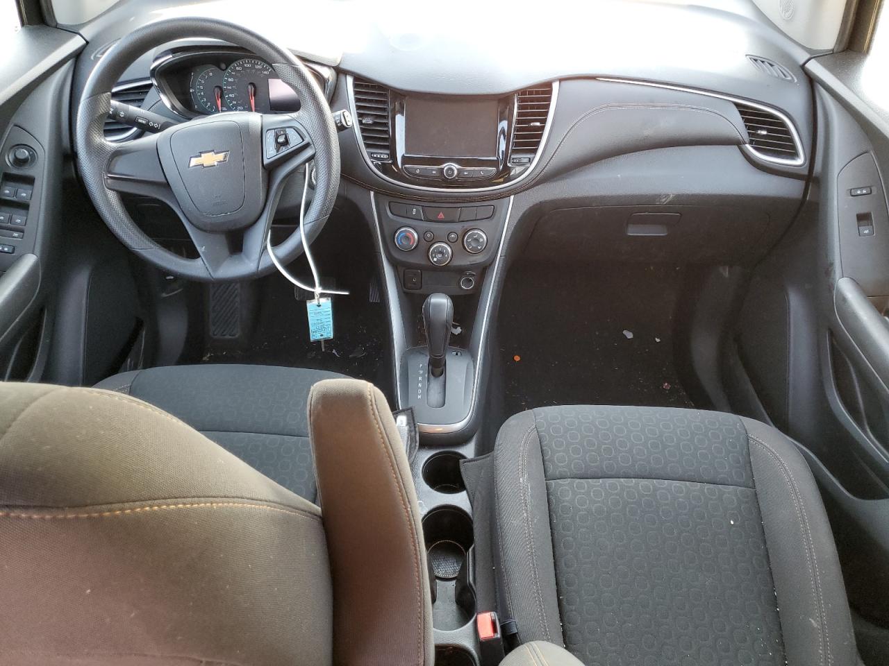 KL7CJKSB6HB148803 CHEVROLET TRAX 2017