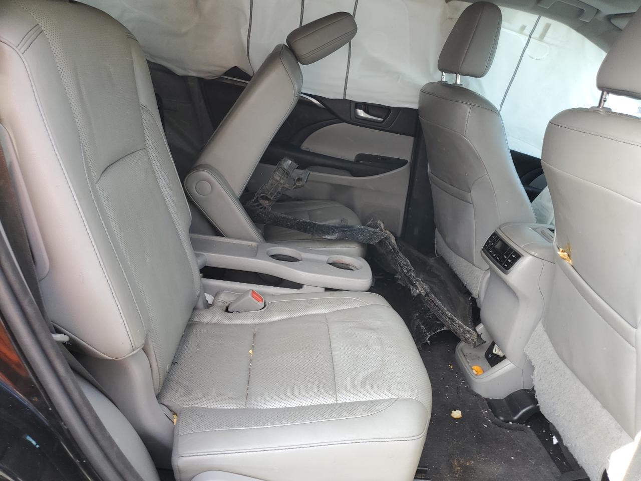 5TDYKRFH4FS083906 2015 Toyota Highlander Limited