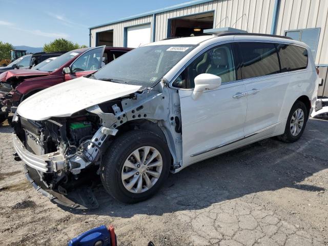 CHRYSLER-PACIFICA-2C4RC1BG1HR517341