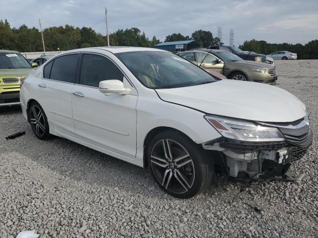 1HGCR3F95GA032460 Honda Accord Touring