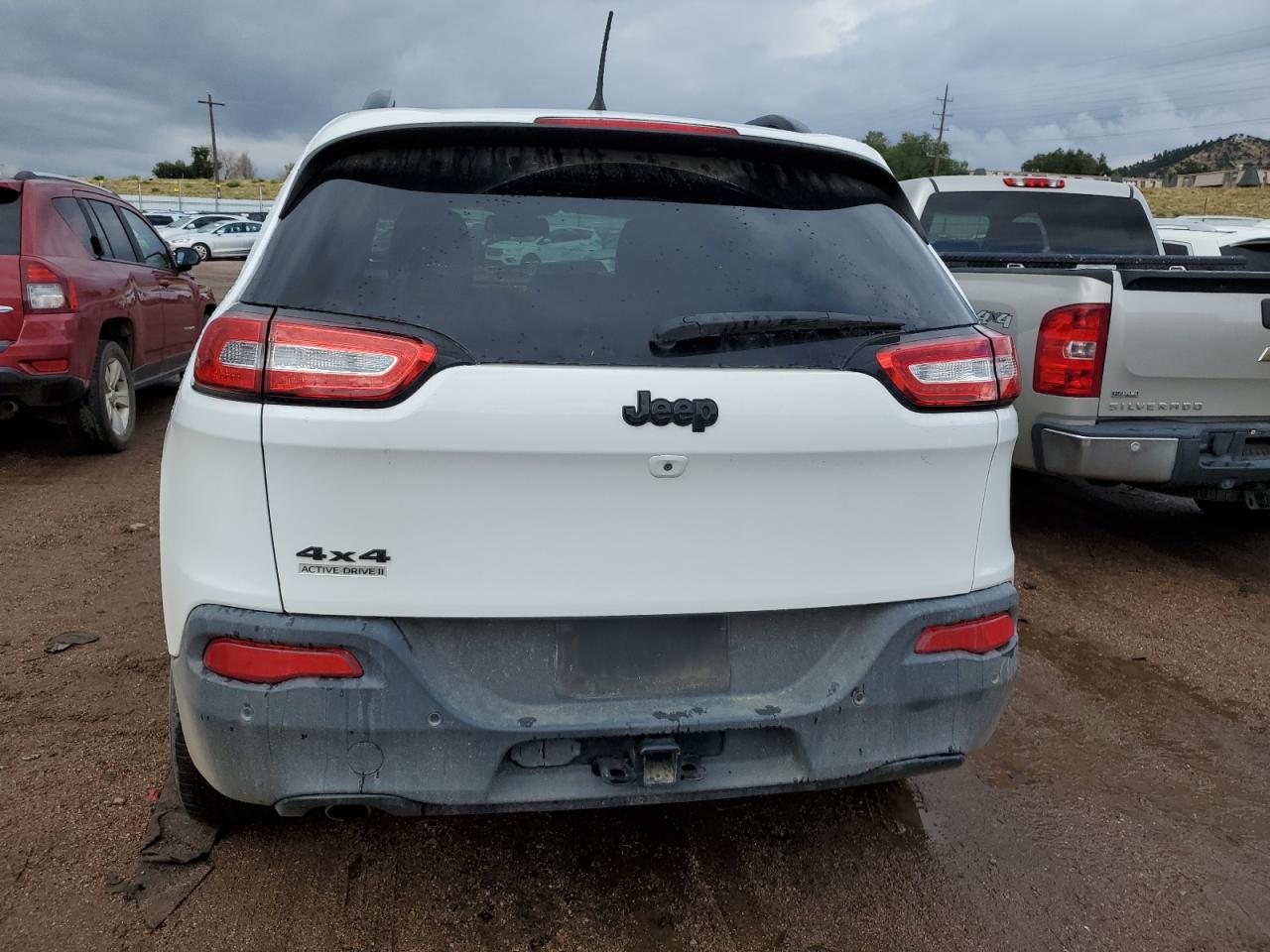 1C4PJMDB3JD600245 2018 Jeep Cherokee Limited