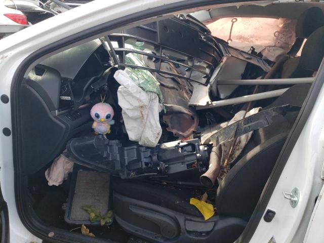 5NPD74LF7KH437357 Hyundai ELANTRA SE