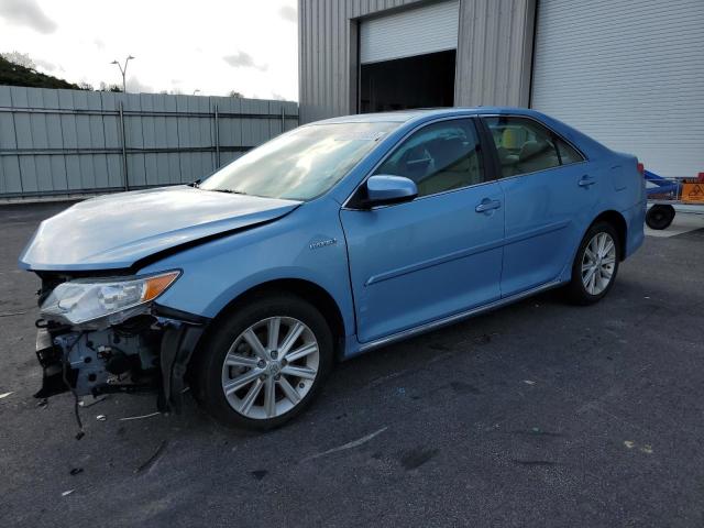 2013 Toyota Camry Hybrid 