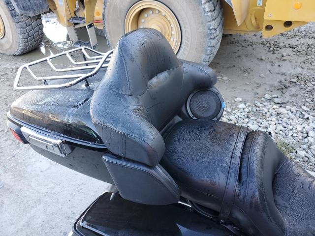 2018 HARLEY-DAVIDSON FLHTK SHRI 1HD1KND19JB617898