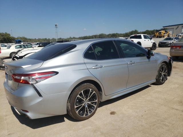 2018 TOYOTA CAMARY 4T1B11HK4JU053422