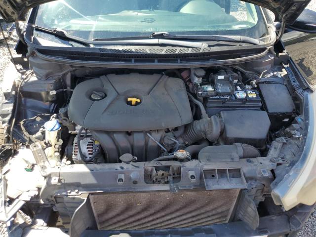 KNAFX4A69G5592640 KIA FORTE LX