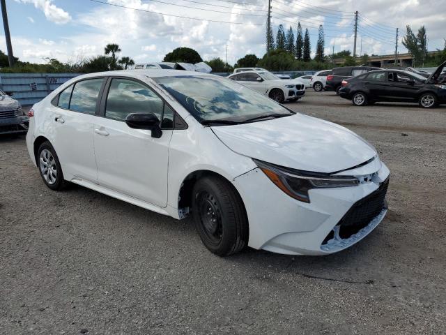 5YFEPMAE3NP362016 Toyota Corolla LE 4