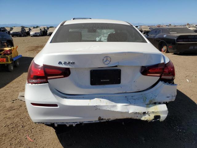 W1K3G4EB9LJ215939 Mercedes-Benz A 220