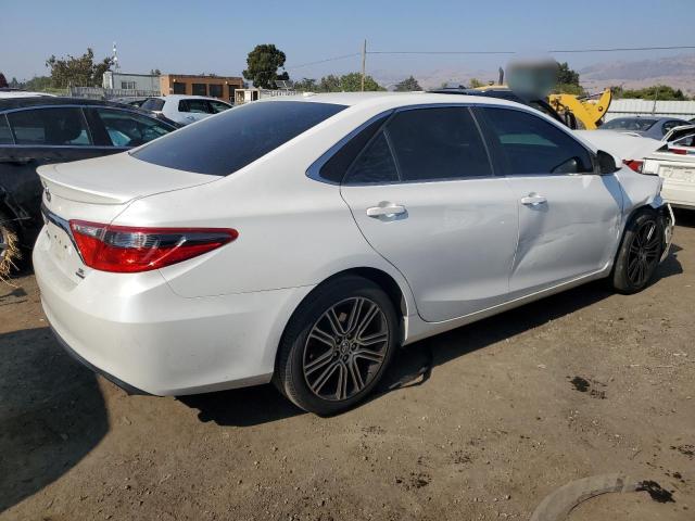 VIN 4T1BF1FKXGU179913 2016 Toyota Camry, LE no.3