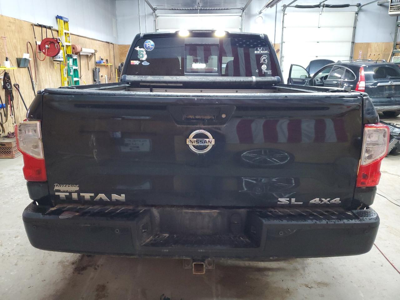 1N6AA1E56HN508304 NISSAN TITAN 2017
