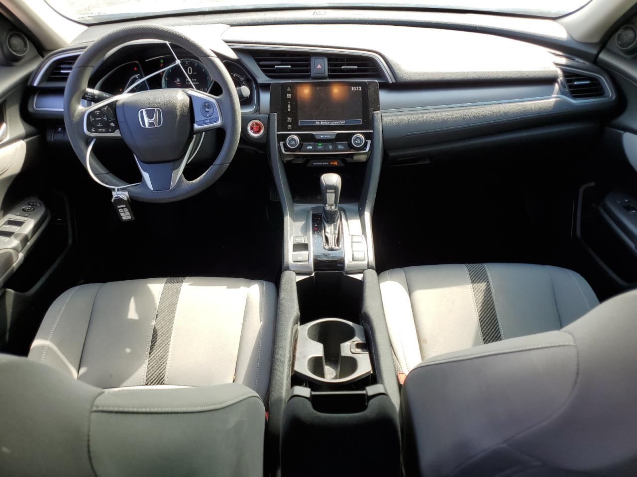 VIN: 19XFC2F77JE015444 2018 HONDA CIVIC