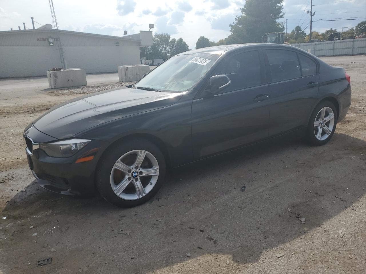 2015 BMW 328 Xi Sulev vin: WBA3B5C51FF960863