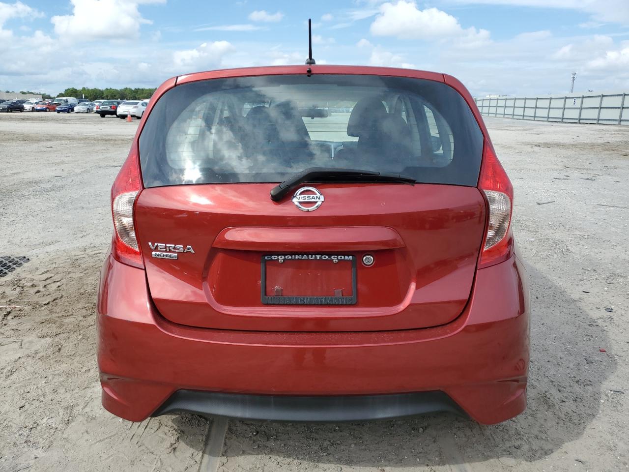 3N1CE2CP1JL355866 NISSAN VERSA 2018