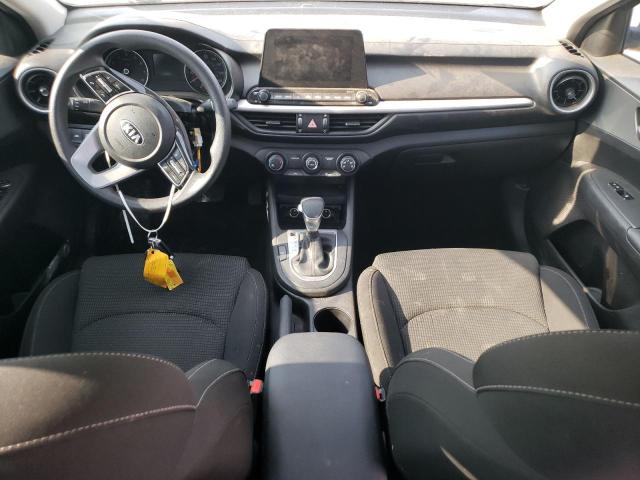 3KPF24AD8ME372325 KIA FORTE FE