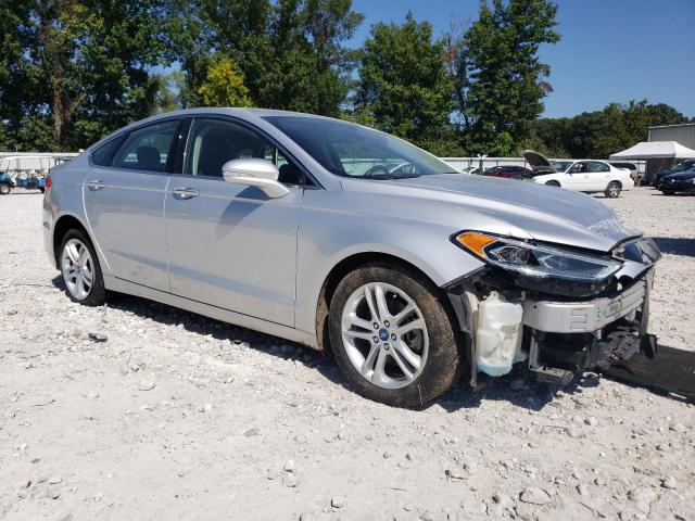 3FA6P0HD6JR198040 Ford FUSION SE