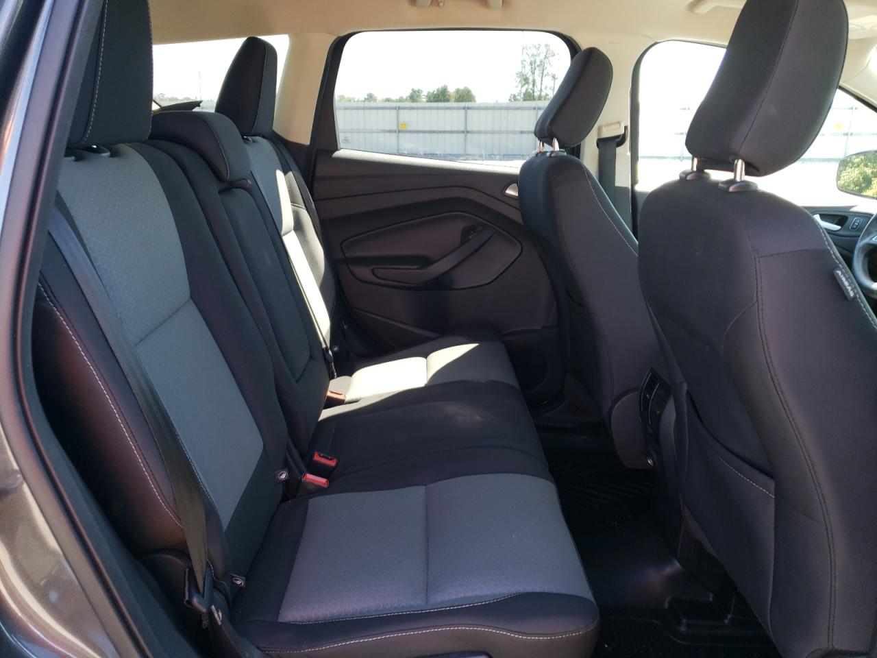 1FMCU0GD9JUA75828 FORD ESCAPE 2018