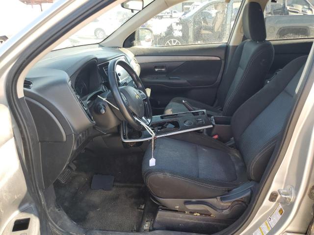 JA4AD3A32JZ023435 Mitsubishi Outlander Se