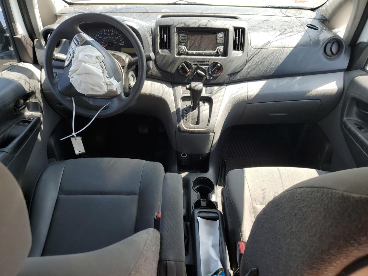 3N6CM0KN8KK693628 Nissan NV 200 2.5S 8