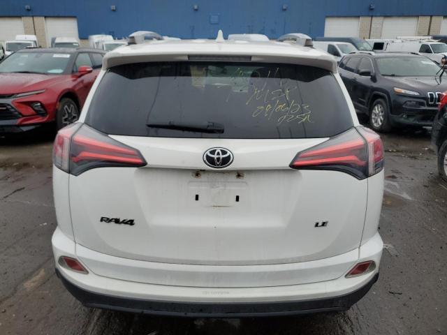 JTMZFREV7HJ704216 Toyota RAV4 LE