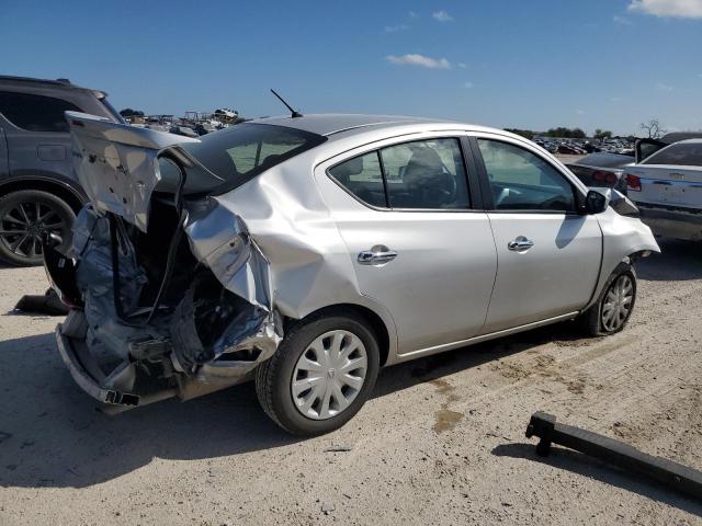 3N1CN7APXKL879955 | 2019 Nissan versa s