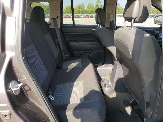 1C4NJCBA5GD677235 Jeep Compass Sport
