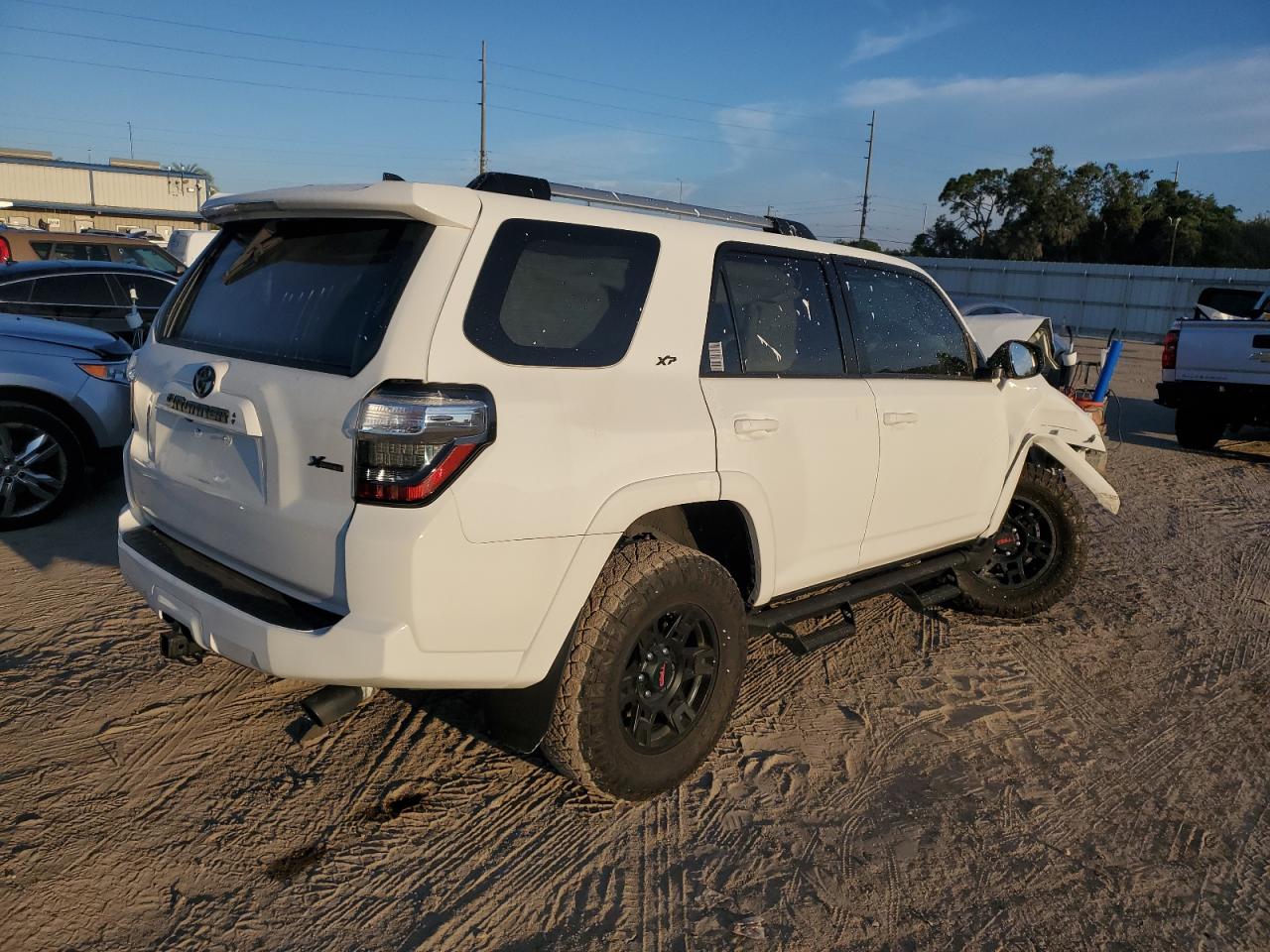 JTEZU5JRXL5227124 2020 Toyota 4Runner Sr5