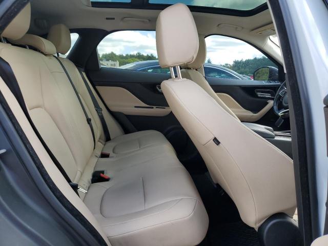 SADCJ2FX8JA281748 Jaguar F-pace Premium
