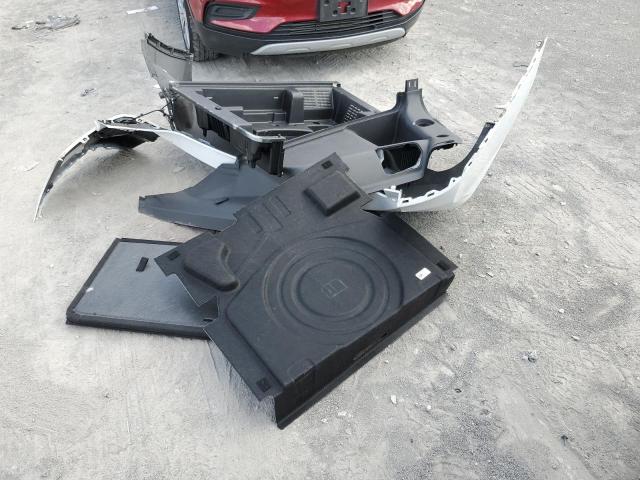 3GNAXUEV8LS729881 Chevrolet EQUINOX LT