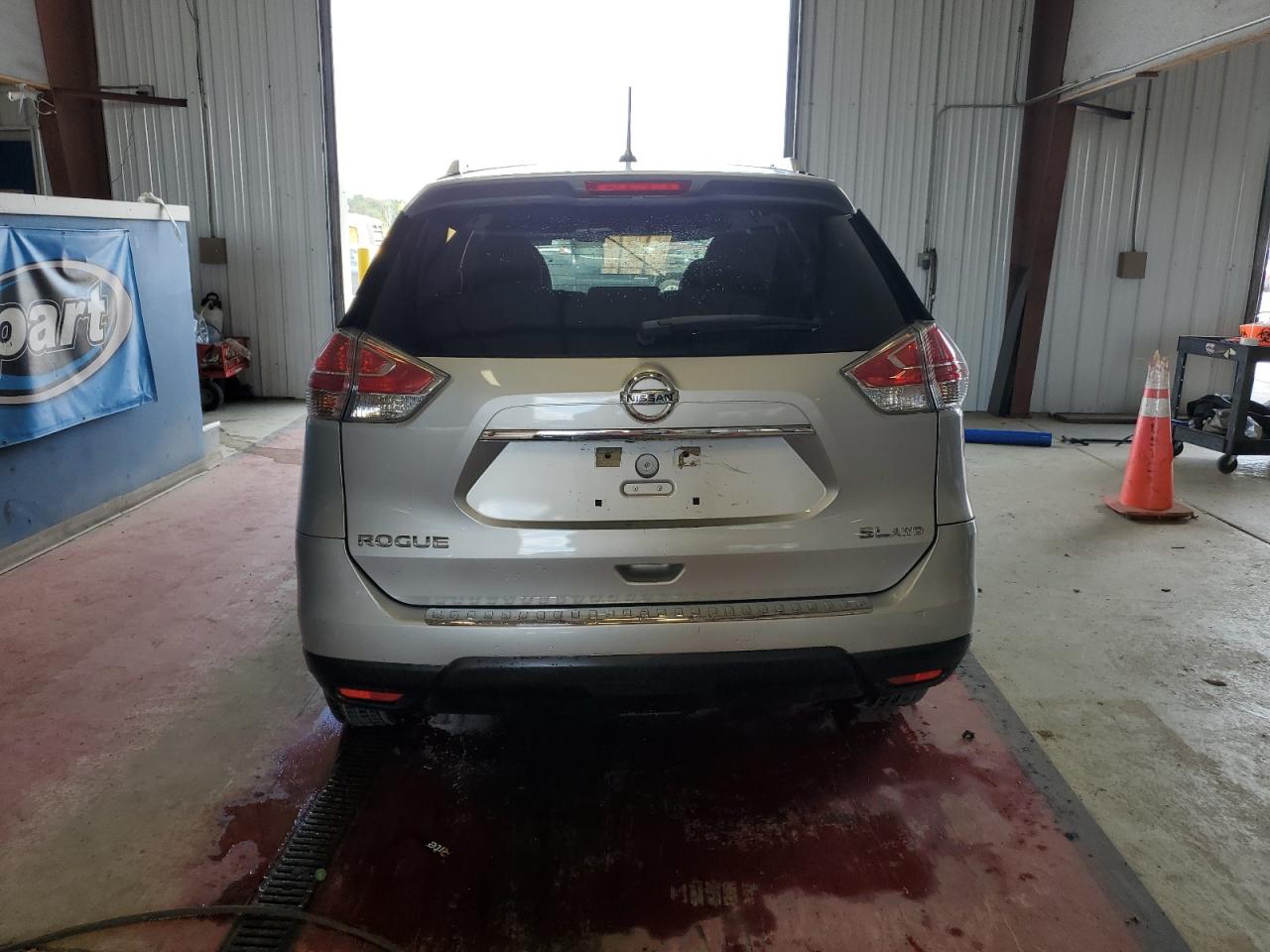 2015 Nissan Rogue S vin: 5N1AT2MV8FC779373