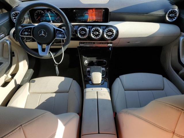 WDD3G4EB0KW001908 Mercedes-Benz A 220