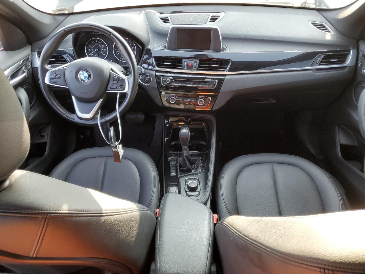 WBXHT3Z38G4A49951 BMW X1 2016