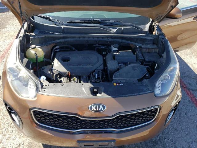 KNDPMCAC9H7196827 KIA Sportage Lx