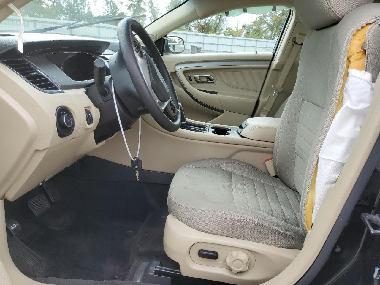 1FAHP2D80JG106392 FORD TAURUS 2018