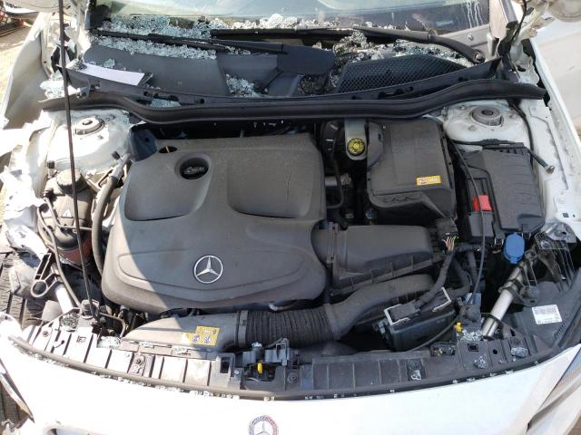 2015 MERCEDES-BENZ GLA 250 - WDCTG4EB4FJ181787