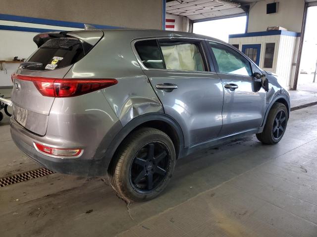 KNDPMCAC8H7256516 KIA Sportage Lx