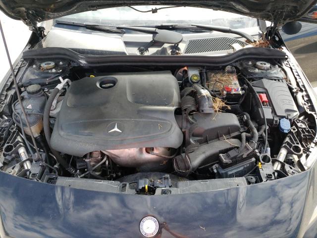 WDDSJ4EB7EN031561 Mercedes-Benz CLA 250
