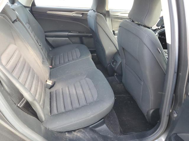 3FA6P0H72HR235394 Ford FUSION SE