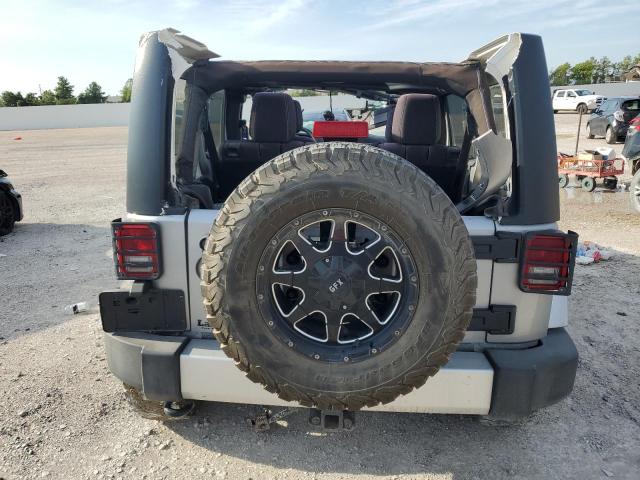 1C4BJWEG4DL560798 | 2013 Jeep wrangler unlimited sahara