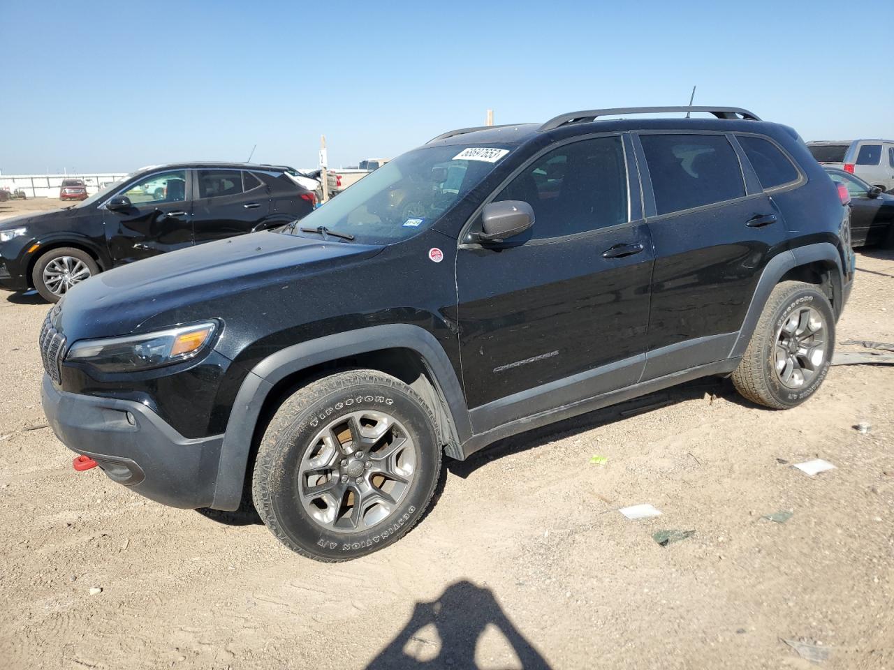 1C4PJMBX8KD153752 Jeep Cherokee T