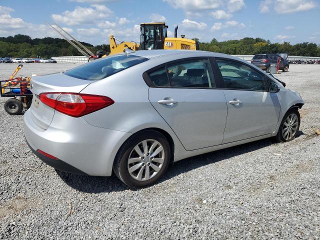 KNAFX4A69G5445704 KIA FORTE LX